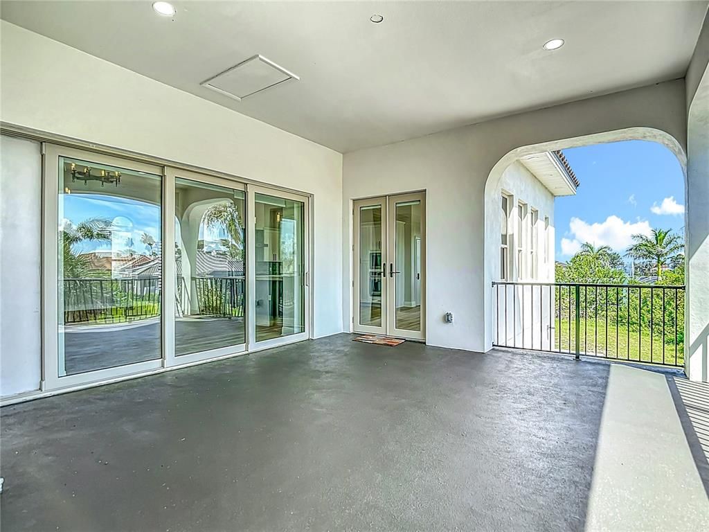 Exterior, Recessed Lighting