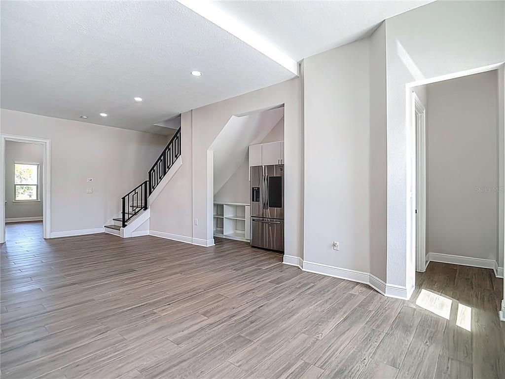 Empty room, Interior, Recessed Lighting, Wood Texture Flooring