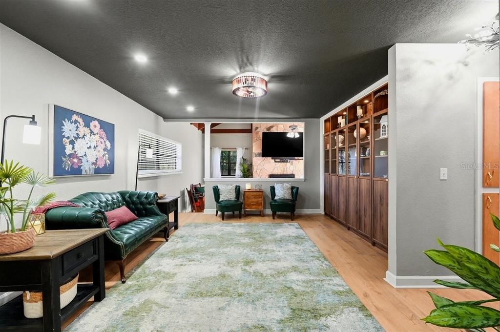 Interior, Living room, Recessed Lighting, Wood Texture Flooring