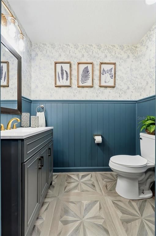 Bathroom, Interior, Wood Texture Flooring