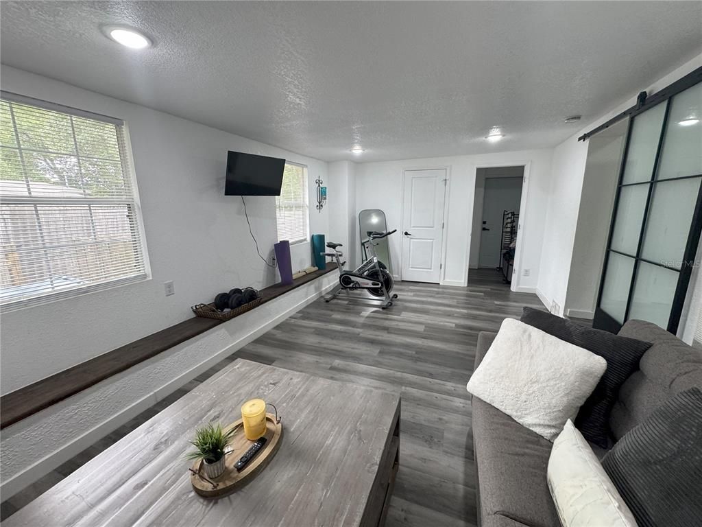 Fitness Equipment, Interior, Recessed Lighting, Wood Texture Flooring