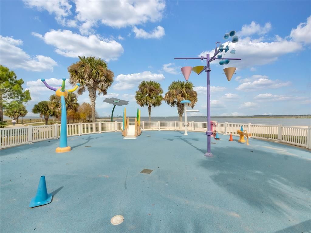 Exterior, Playground, Water