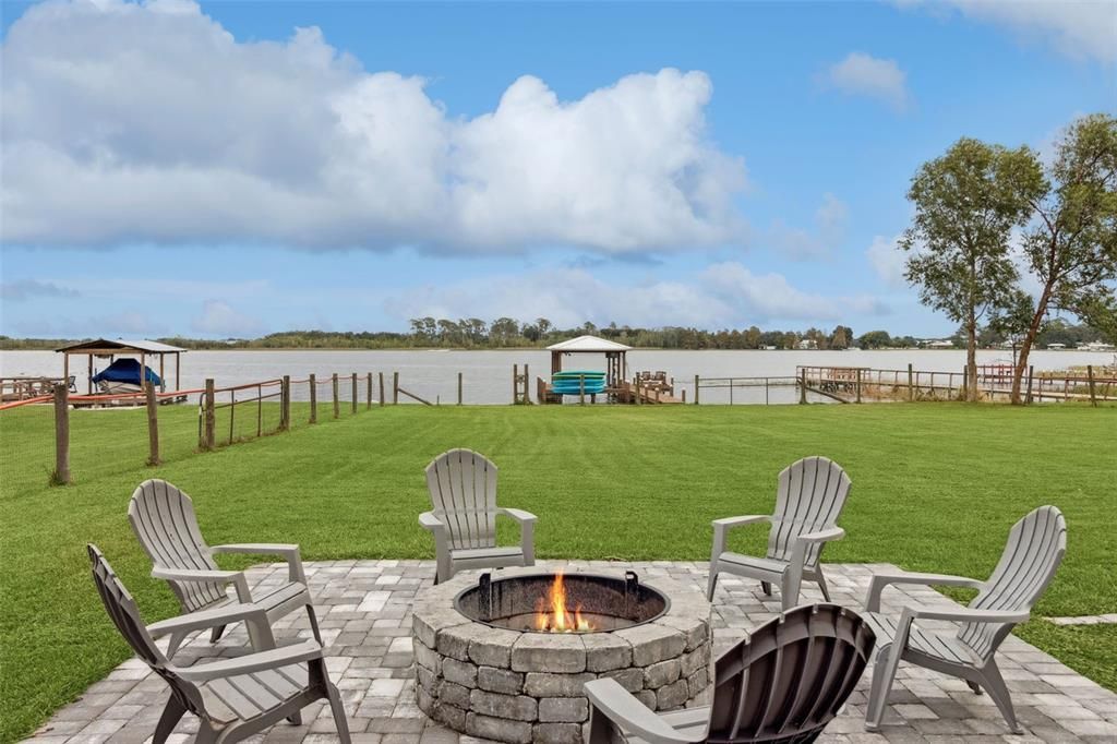 Backyard, Exterior, Water