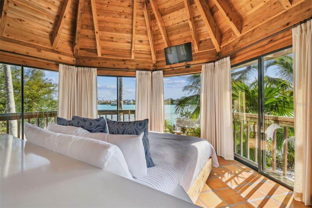 Bedroom, Interior, Water, Wooden Beams, Wooden Ceilings