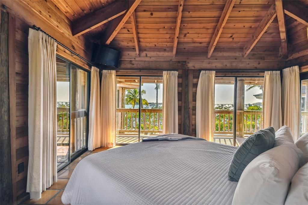 Bedroom, Interior, Water, Wooden Beams, Wooden Ceilings, Wooden Walls