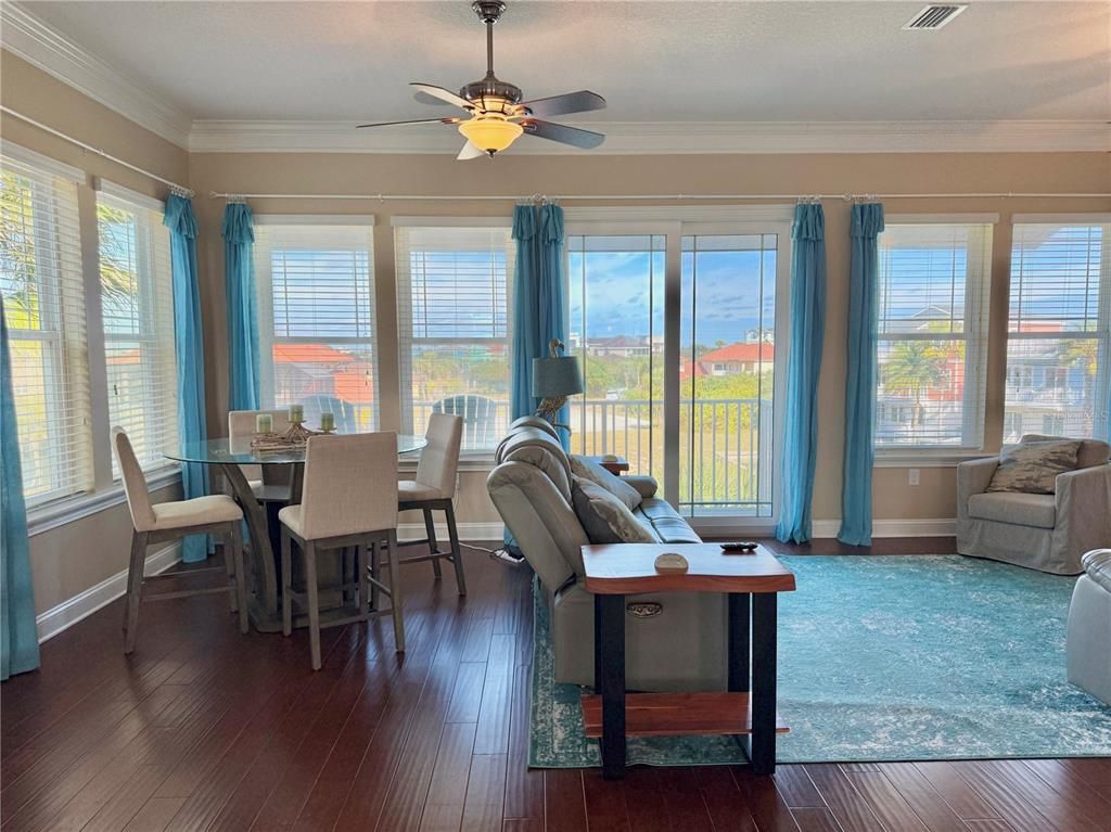 Dining room, Interior, Wood Texture Flooring