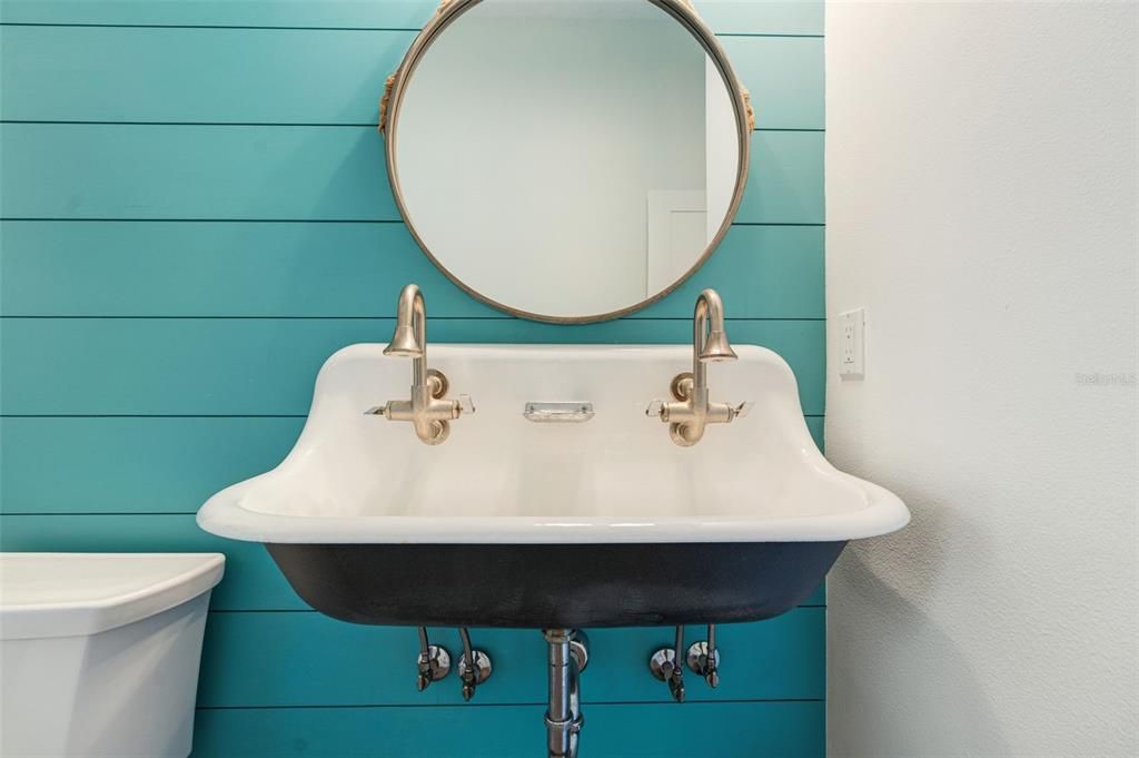 Bathroom, Free Standing Baths, Interior