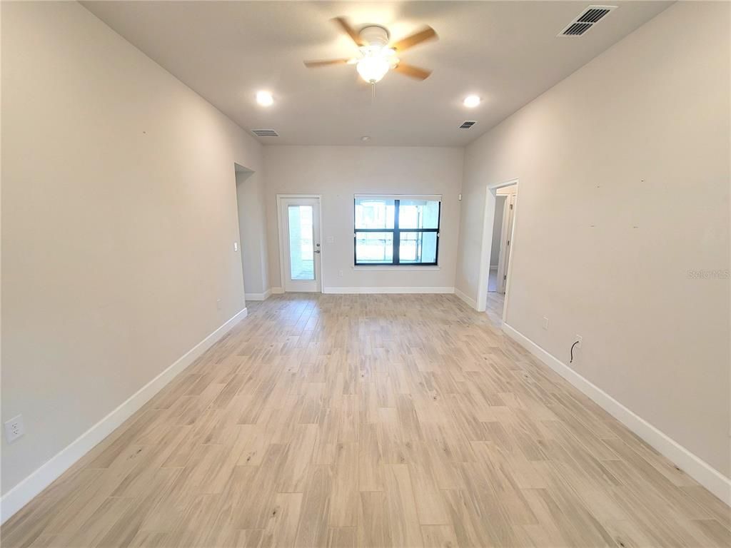 Empty room, Interior, Recessed Lighting, Wood Texture Flooring