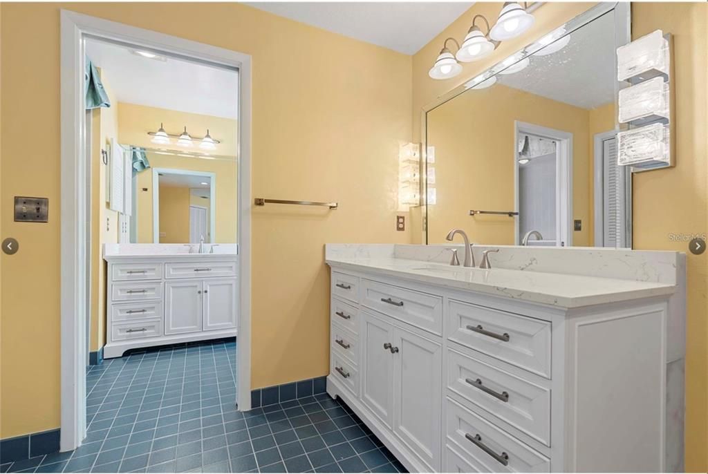 Bathroom, Dual Sink Vanities, Interior