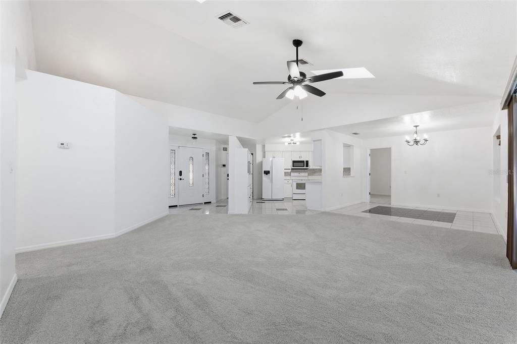 Chandelier, Empty room, Interior, Kitchen