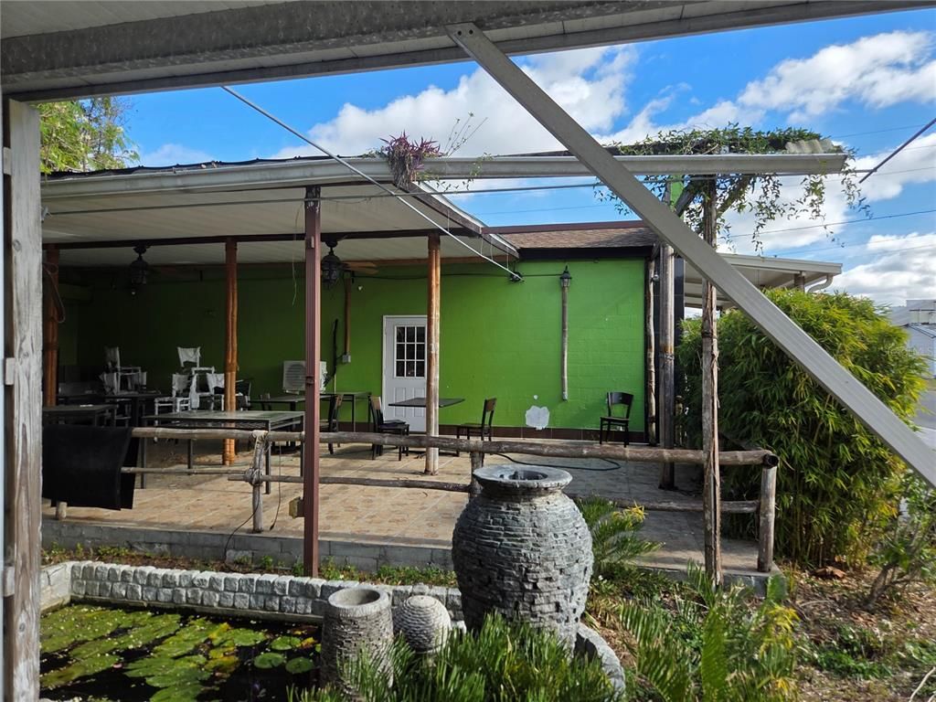 Exterior, Glass Ceilings, Sun Room
