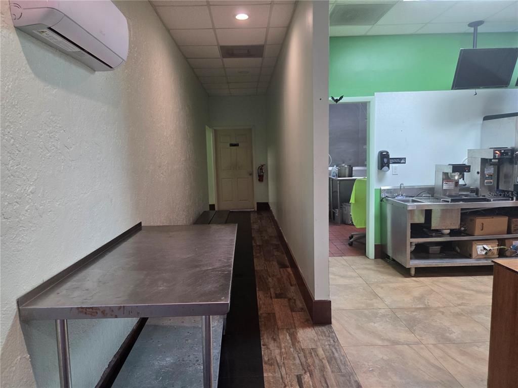 Interior, Recessed Lighting