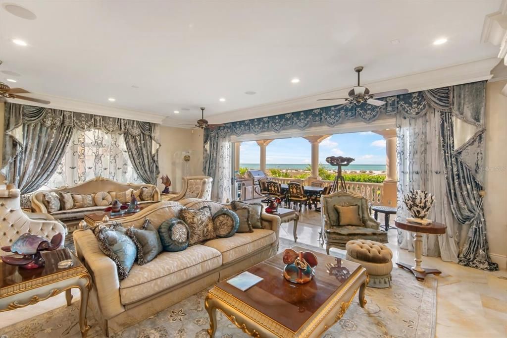 Dining room, Interior, Living room, Recessed Lighting, Water