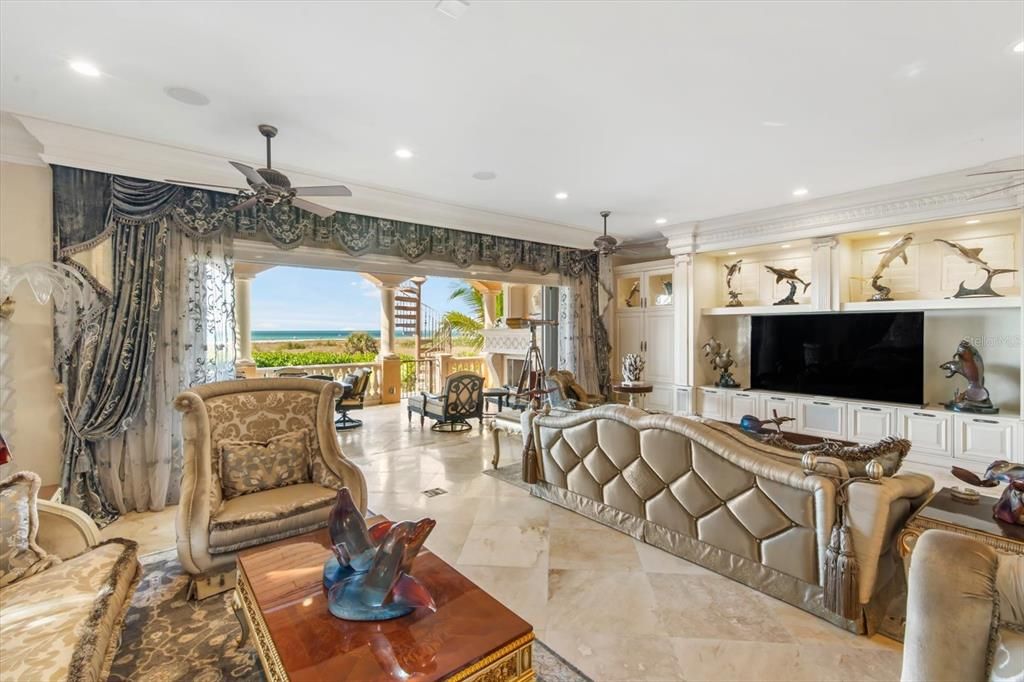 Interior, Living room, Recessed Lighting, Water