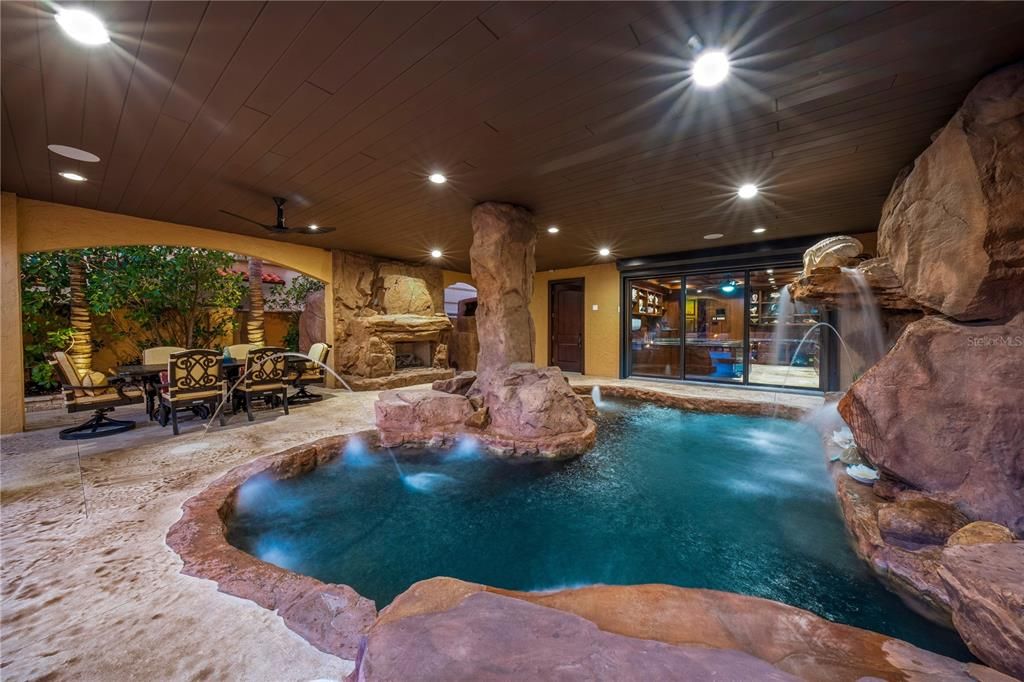 Interior, Pool, Recessed Lighting