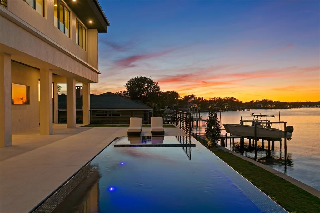 Exterior, Pool, Water