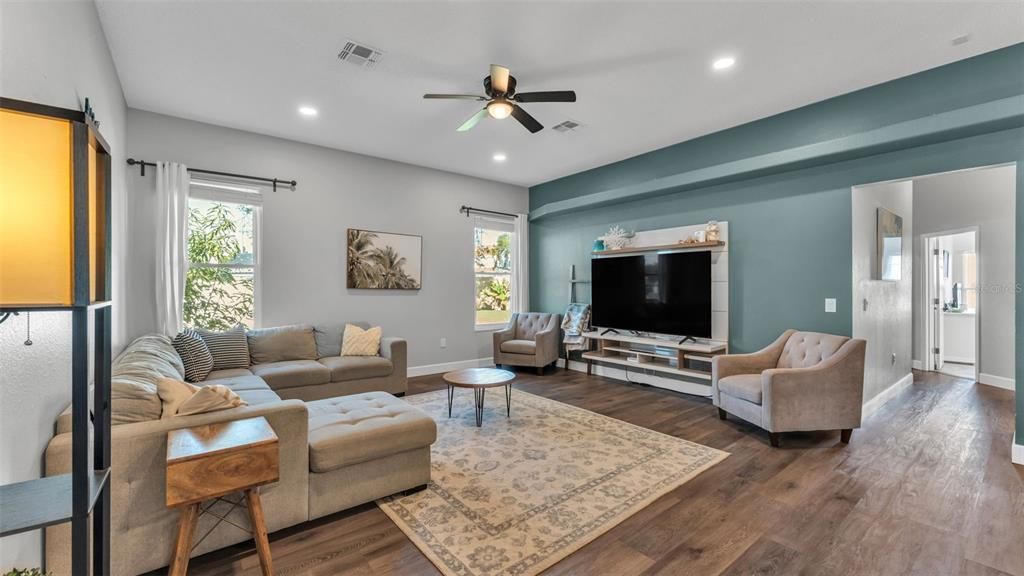 Interior, Living room, Recessed Lighting, Wood Texture Flooring