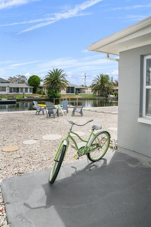 Backyard, Exterior, Water