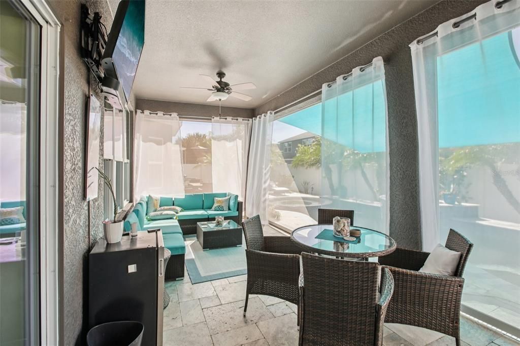 Dining room, Interior, Living room, Water