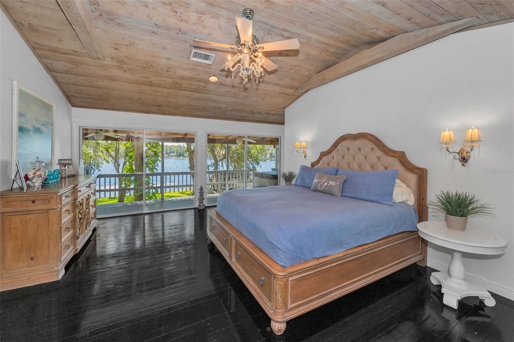 Exterior, Hot Tub, Water