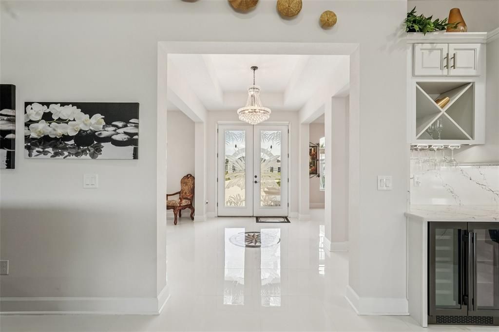 Chandelier, Interior