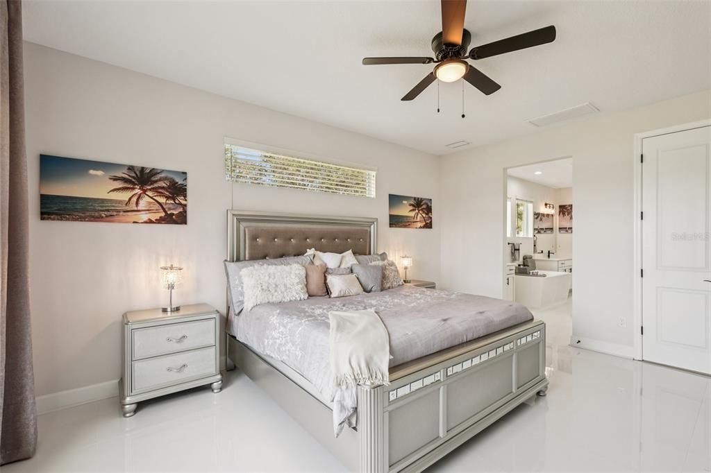 Bathroom, Bedroom, Interior, Recessed Lighting