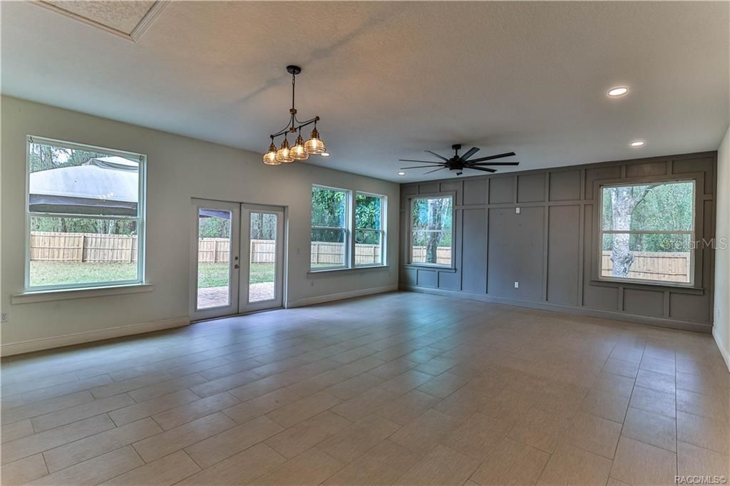 Chandelier, Empty room, Interior, Recessed Lighting