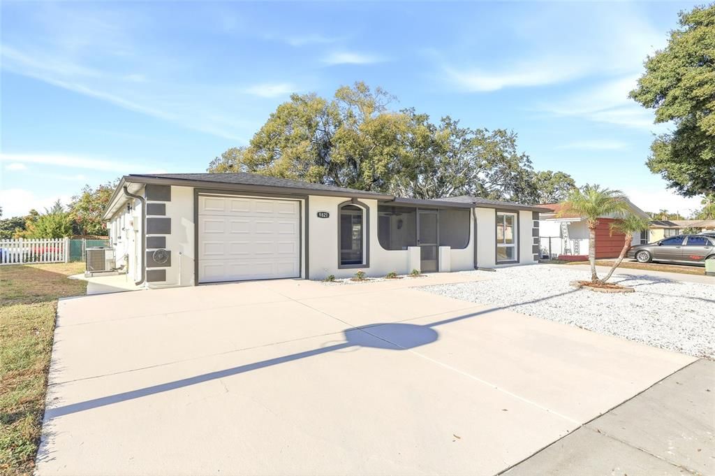 Attached, Backyard, Exterior, Facade, Ranch