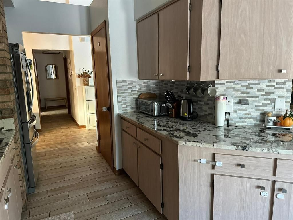 Interior, Kitchen, Wood Texture Flooring