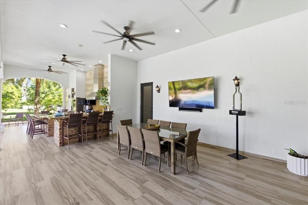 Dining room, Interior, Recessed Lighting, Wood Texture Flooring