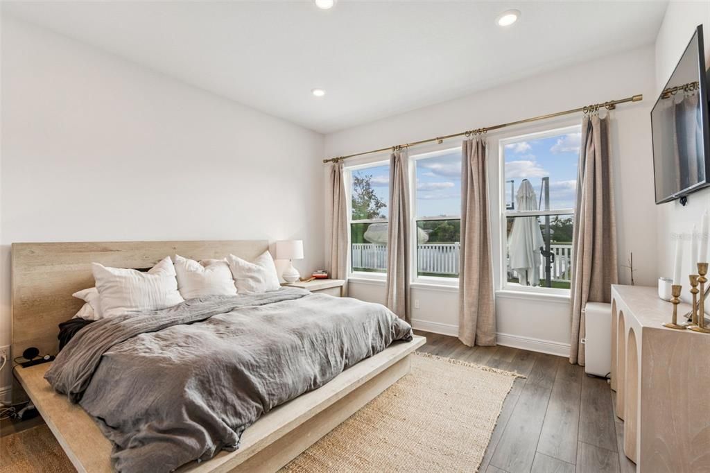 Bedroom, Interior, Recessed Lighting, Wood Texture Flooring