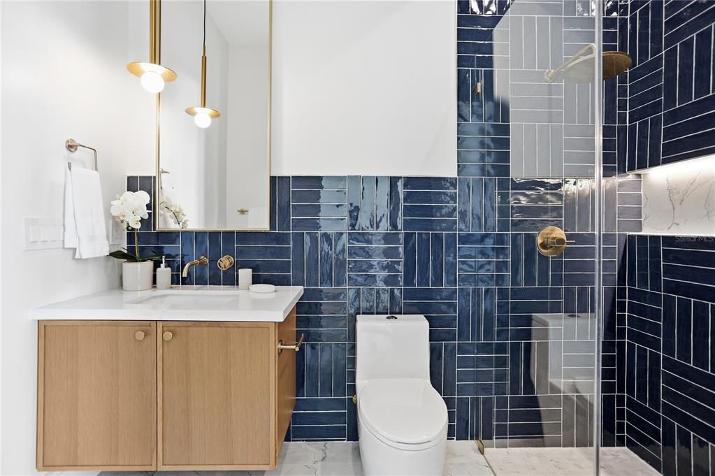 Bathroom, Interior, Marble, Pendant Lights