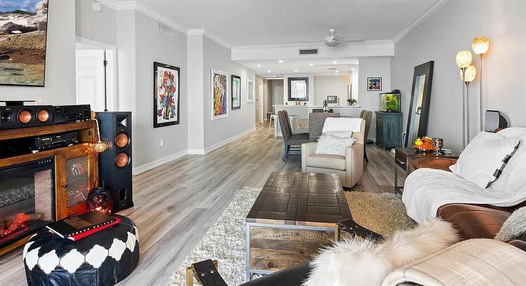 Dining room, Interior, Living room, Recessed Lighting, Wood Texture Flooring