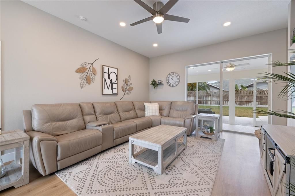 Interior, Living room, Recessed Lighting, Wood Texture Flooring