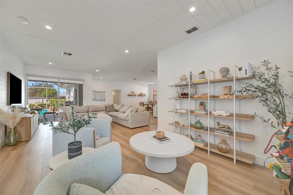 Interior, Living room, Recessed Lighting, Wood Texture Flooring