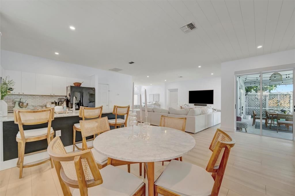 Dining room, Interior, Kitchen, Living room, Recessed Lighting, Wood Texture Flooring