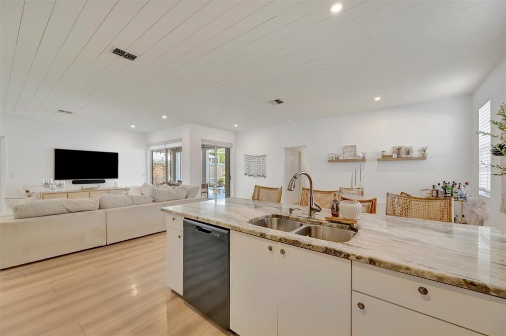 Interior, Kitchen, Living room, Recessed Lighting, Wood Texture Flooring