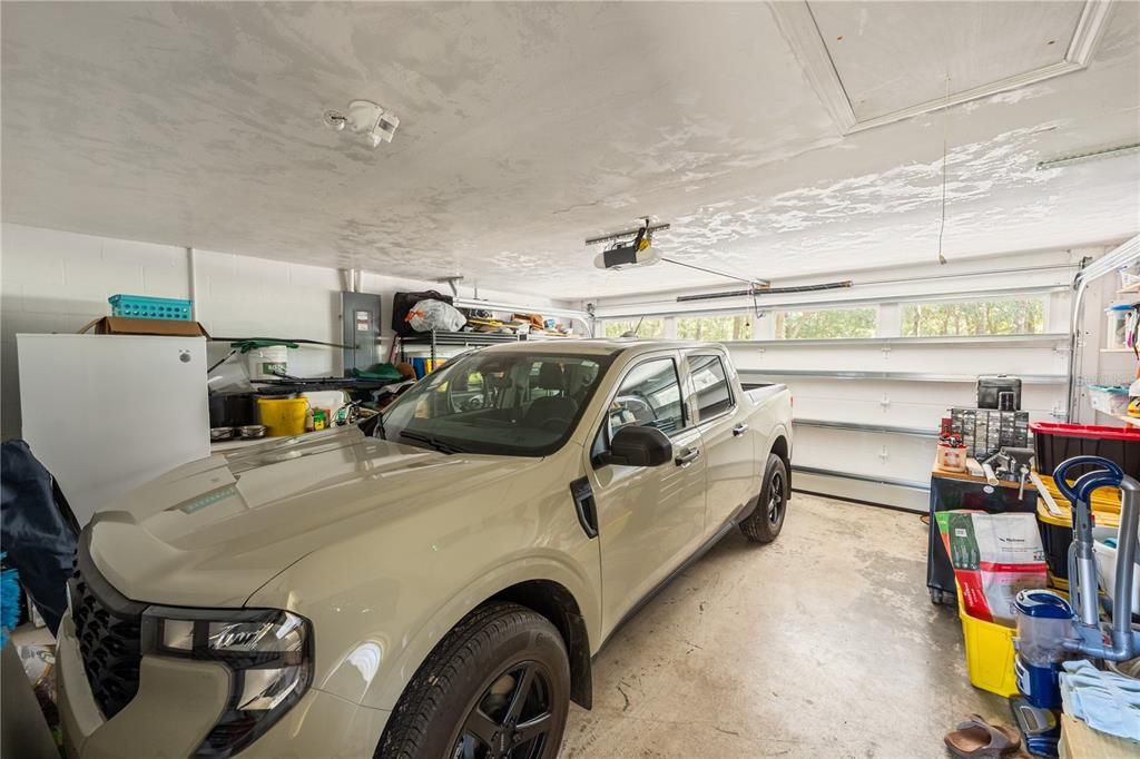 Garage, Interior