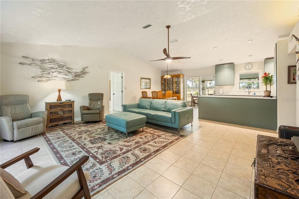 Dining room, Interior, Recessed Lighting