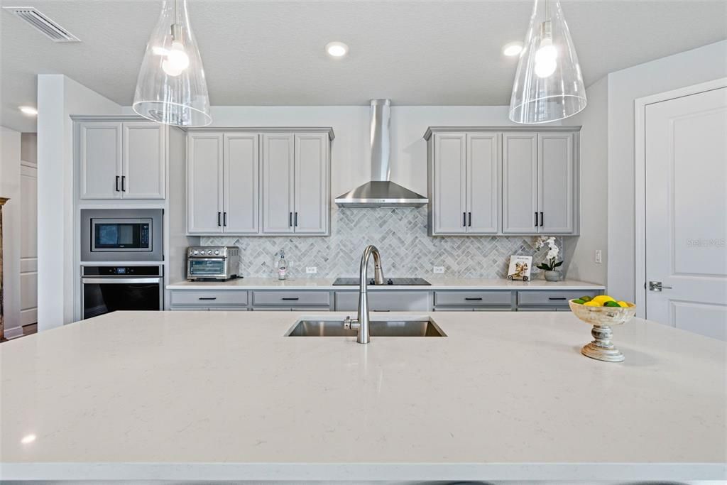 Interior, Kitchen, Pendant Lights, Recessed Lighting, Stainless Steel Appliances