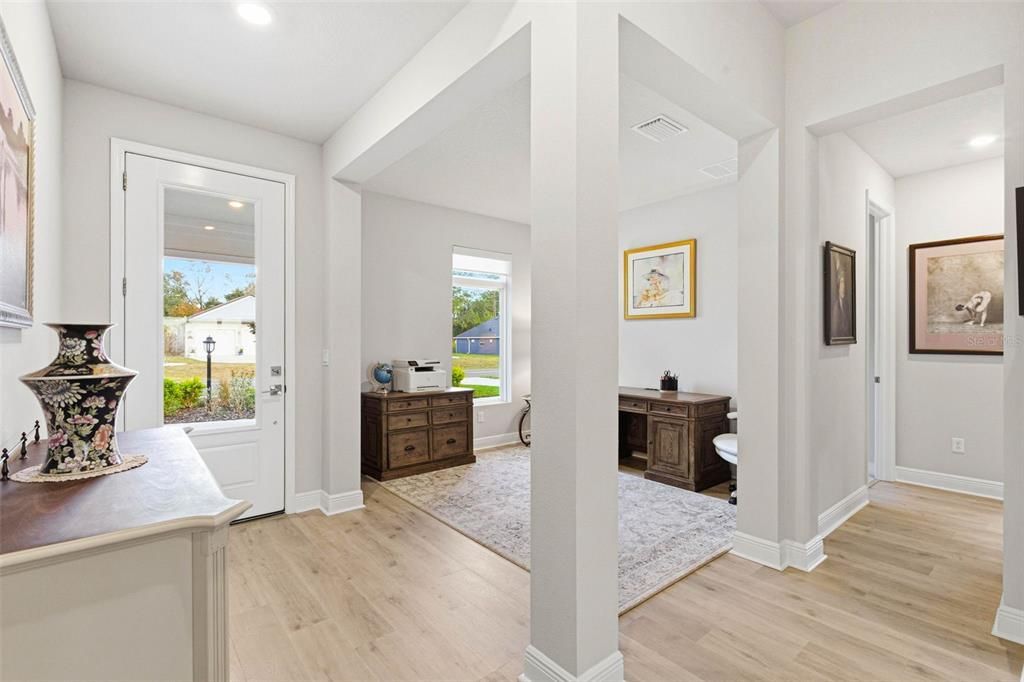 Interior, Recessed Lighting, Wood Texture Flooring