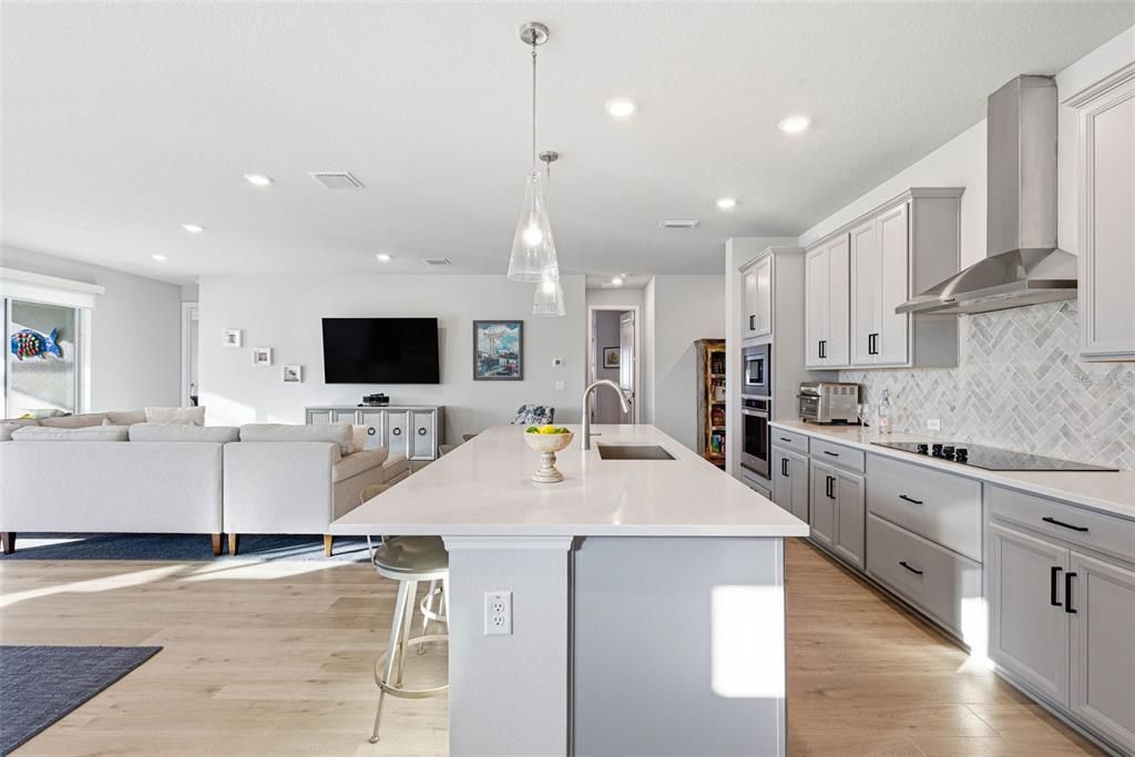 Interior, Kitchen, Living room, Pendant Lights, Recessed Lighting, Stainless Steel Appliances, Wood Texture Flooring