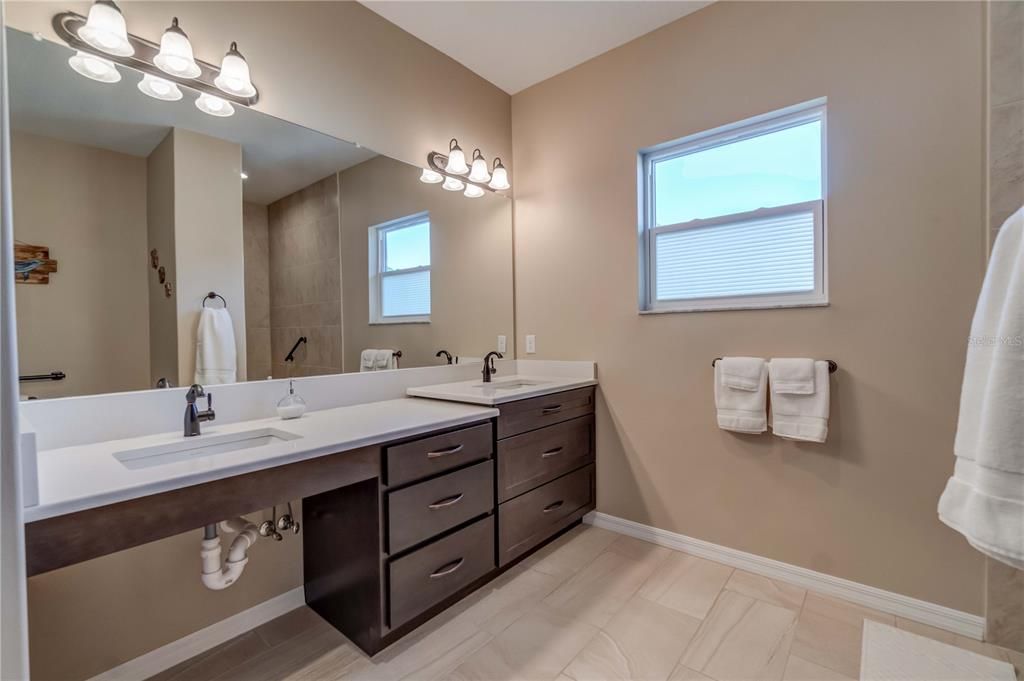 Bathroom, Dual Sink Vanities, Interior
