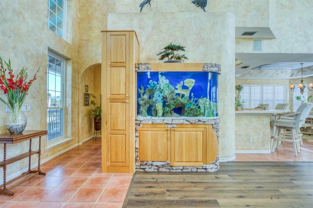 Chandelier, Dining room, Interior, Pendant Lights, Wood Texture Flooring