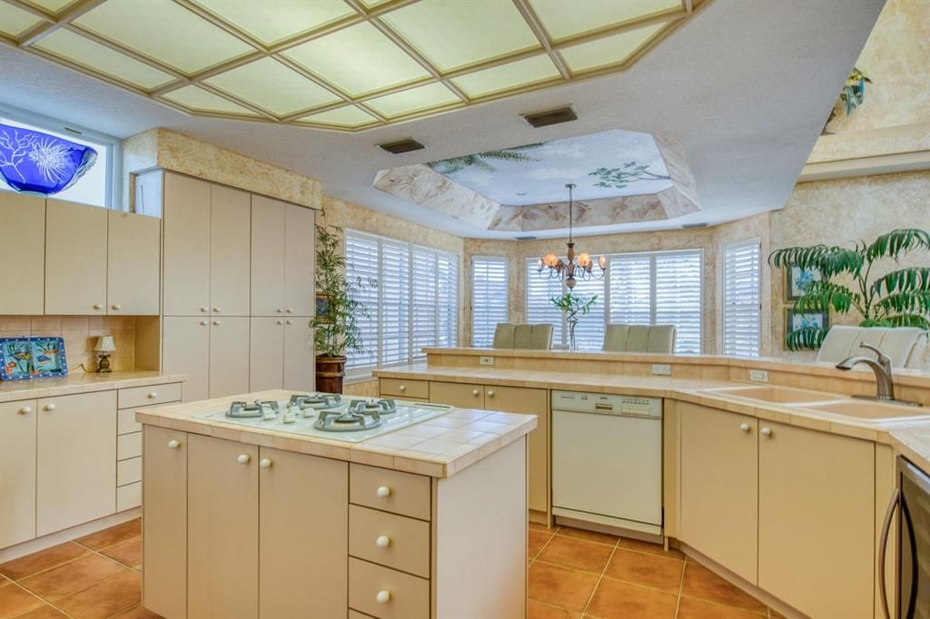 Chandelier, Interior, Kitchen, Tile Countertops