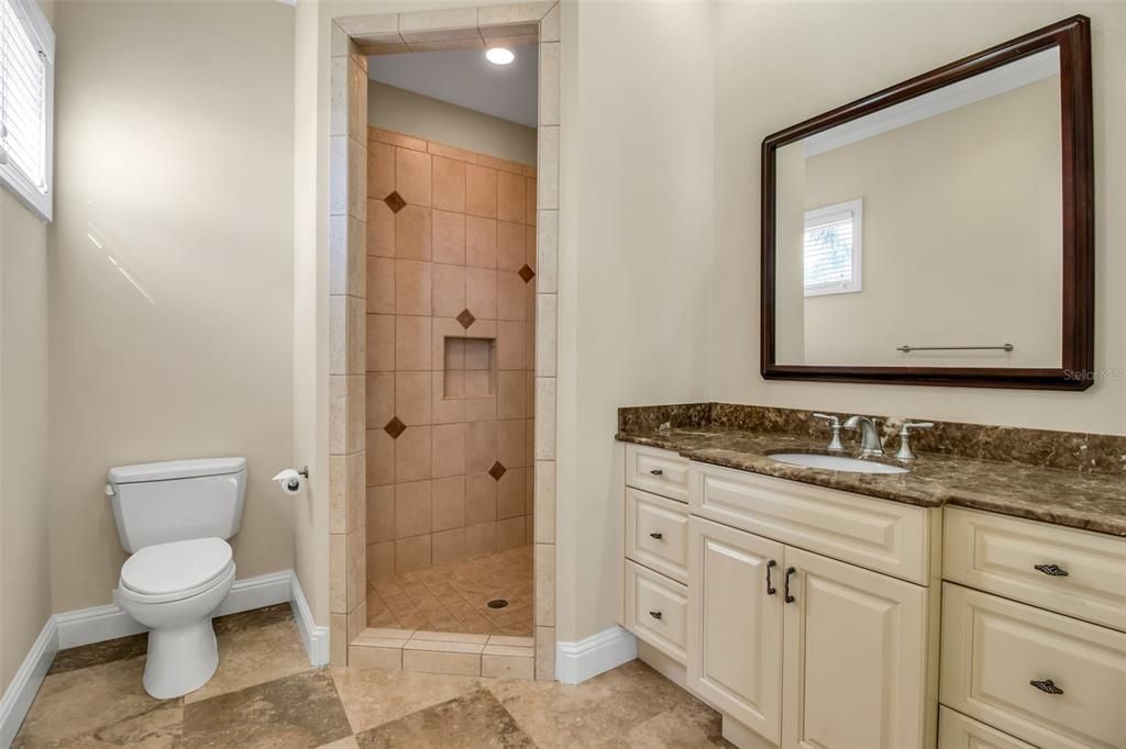 Bathroom, Interior, Recessed Lighting