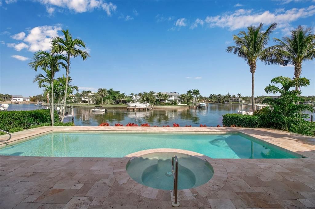 Exterior, Pool, Water