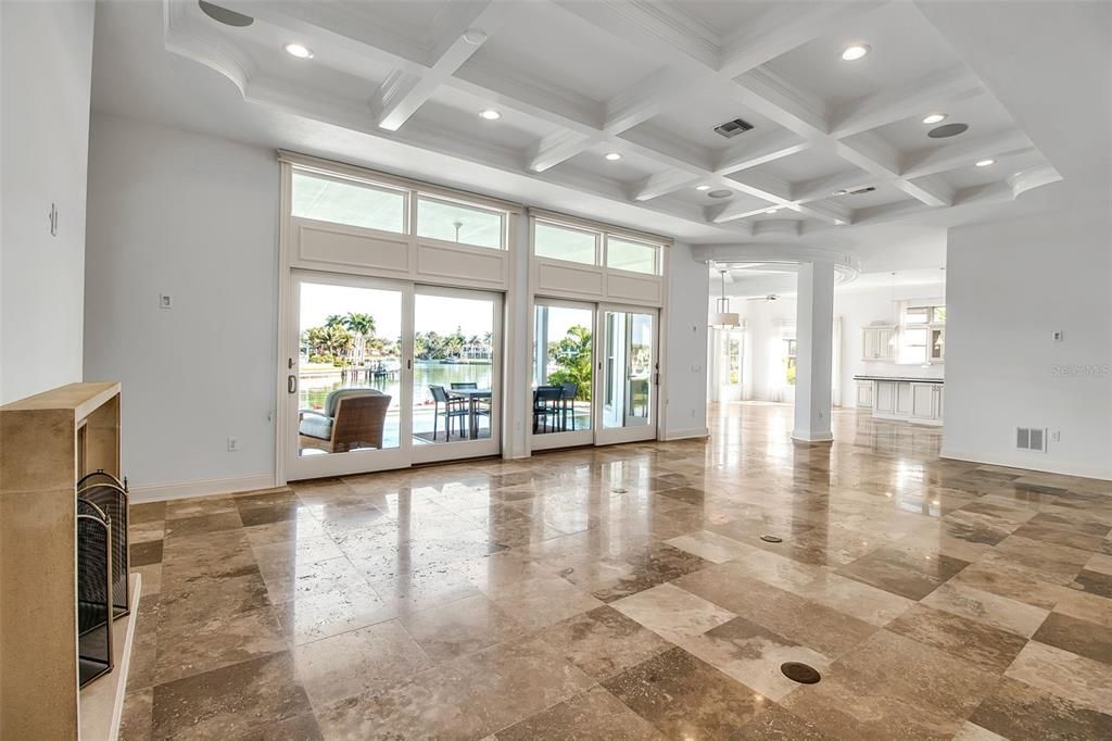 Empty room, Interior, Recessed Lighting