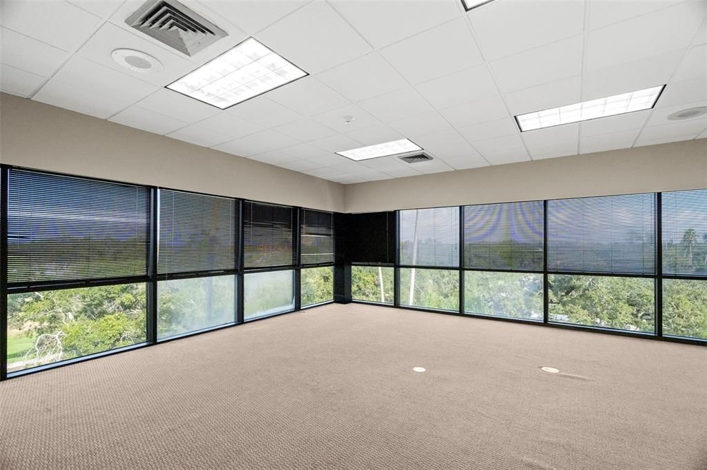 Empty room, Interior, Recessed Lighting, Sun Room
