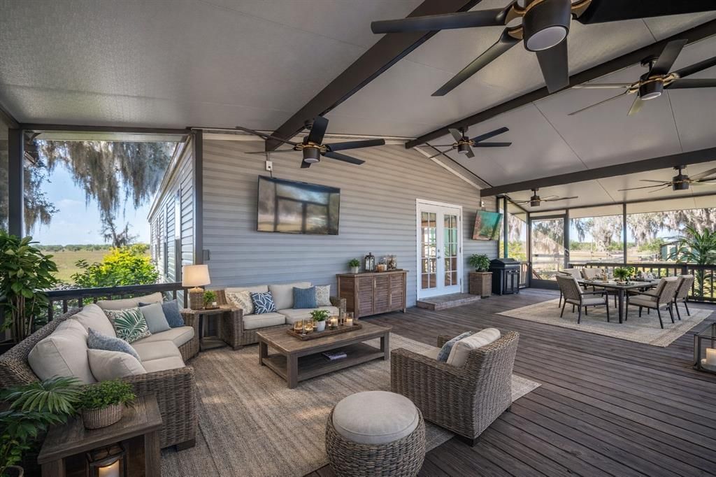 Dining room, Interior, Living room, Sun Room